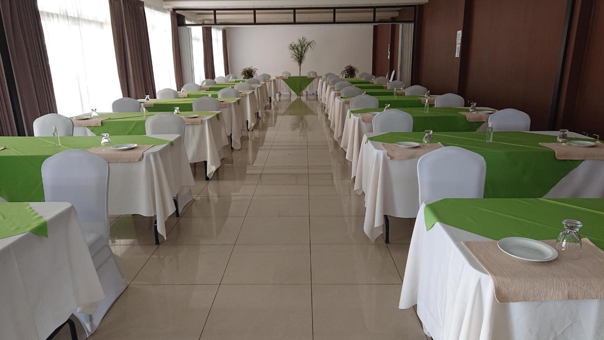 Hotel Y Restaurante El Guarco Cartago Exterior photo